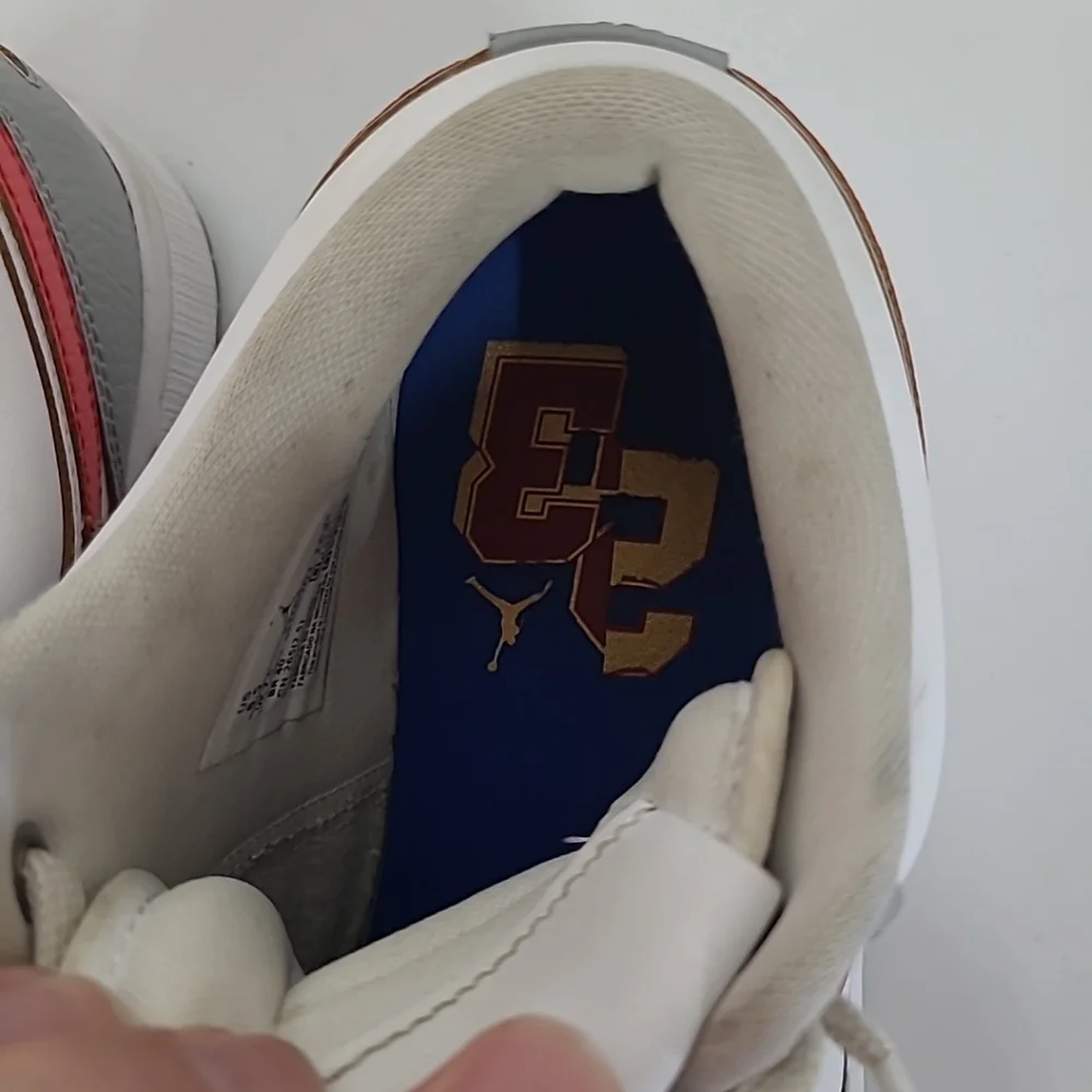 Nike Jordan 1 Low SE Philippines‎ Size 8.5